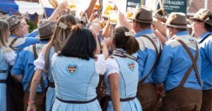Dirndl Online Shop